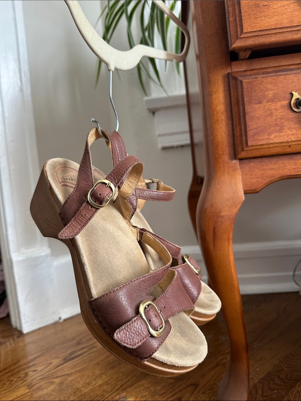 Dansko Jamey Slip On Brown Wedge Slingback Sandals Women's Size EU 40 US 9.5/10